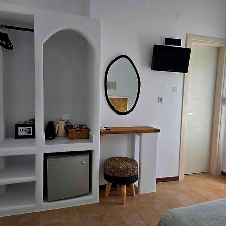 Papafotis Apartments & Suites アリンダ エクステリア 写真