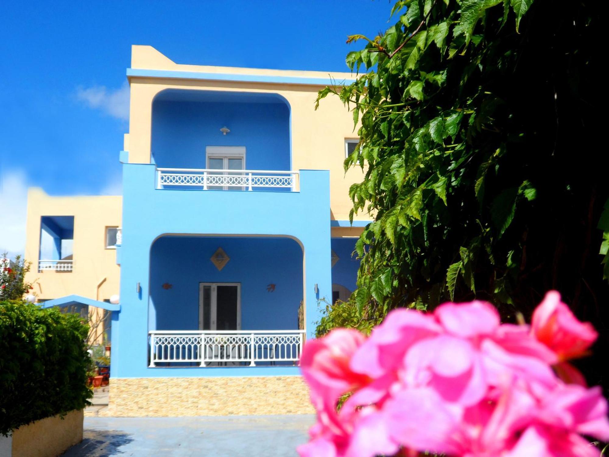 Papafotis Apartments & Suites アリンダ エクステリア 写真